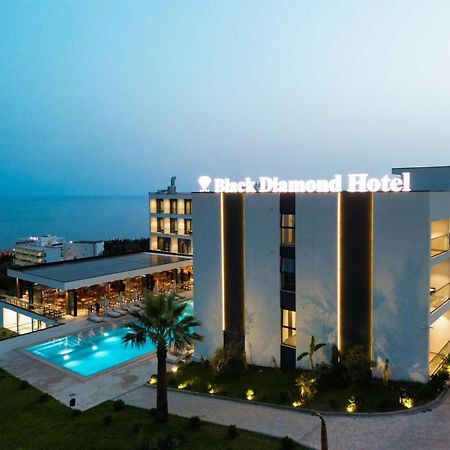 Black Diamond Hotel Dhërmi Exteriör bild