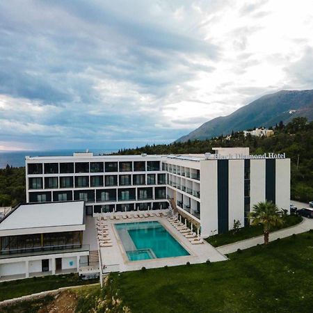 Black Diamond Hotel Dhërmi Exteriör bild
